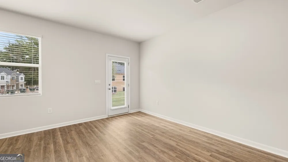 2033 Windward RD Stone Mountain, GA 30088