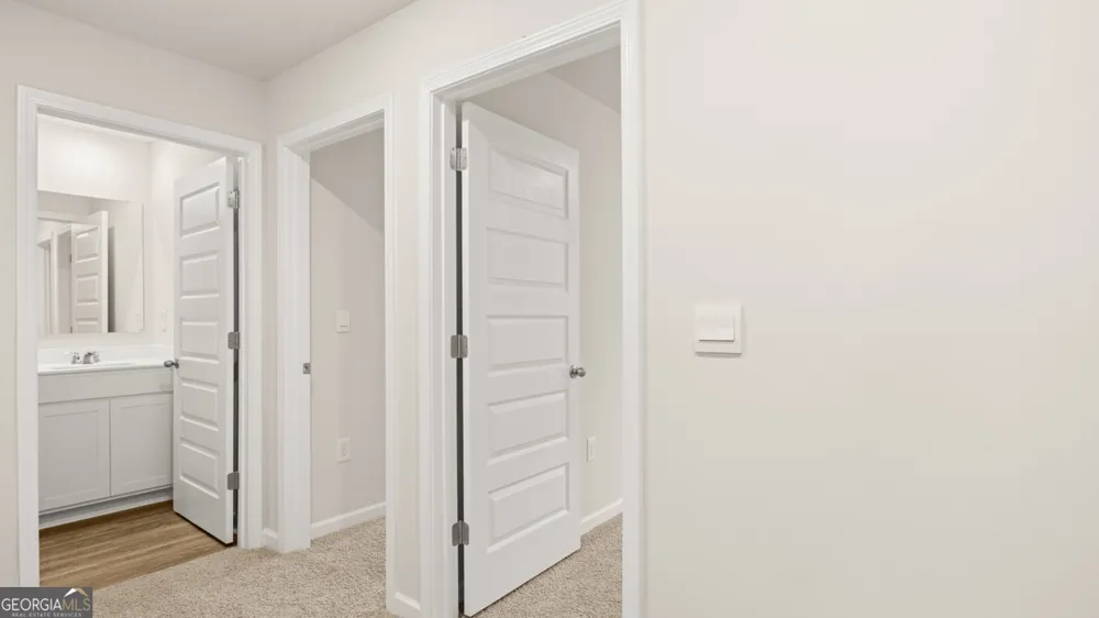2033 Windward RD Stone Mountain, GA 30088