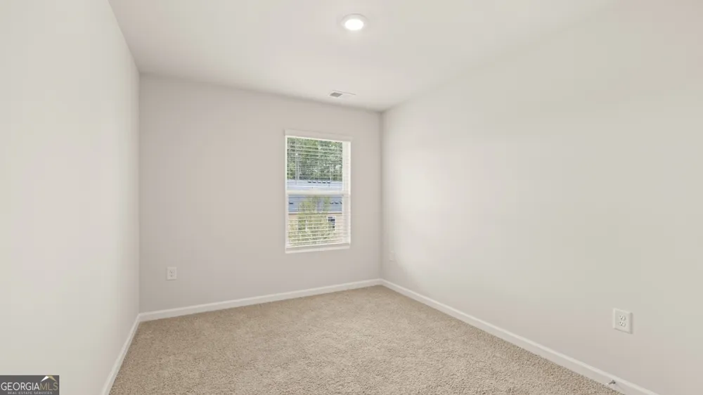 2033 Windward RD Stone Mountain, GA 30088
