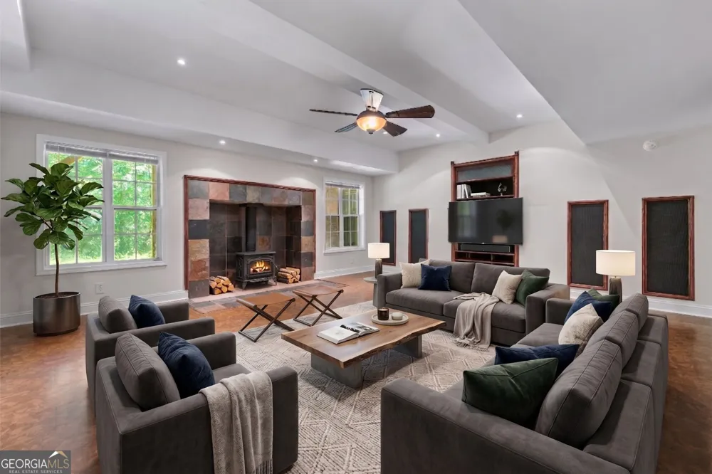 6020 Cochran Mill RD Chattahoochee Hills, GA 30268