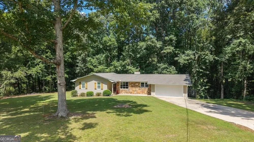 215 Eldorado DR Carrollton, GA 30116