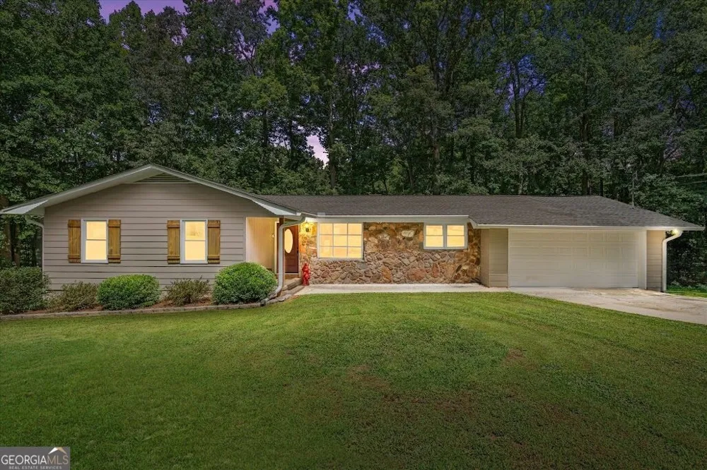 215 Eldorado DR Carrollton, GA 30116