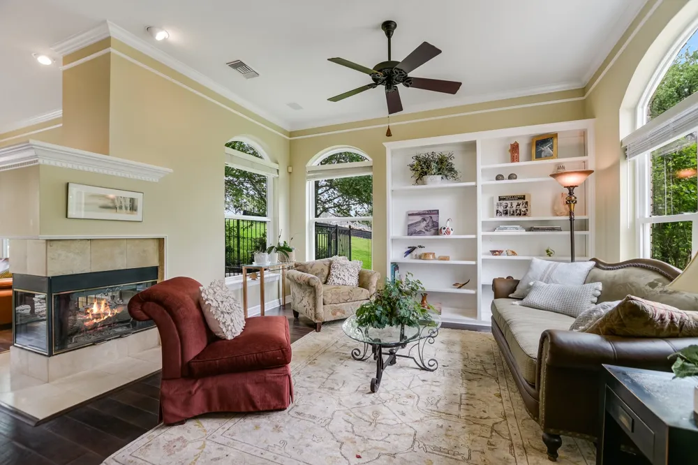 6514 Lost Horizon Drive Austin, TX 78759