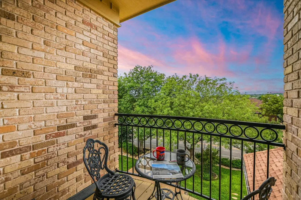 6514 Lost Horizon Drive Austin, TX 78759