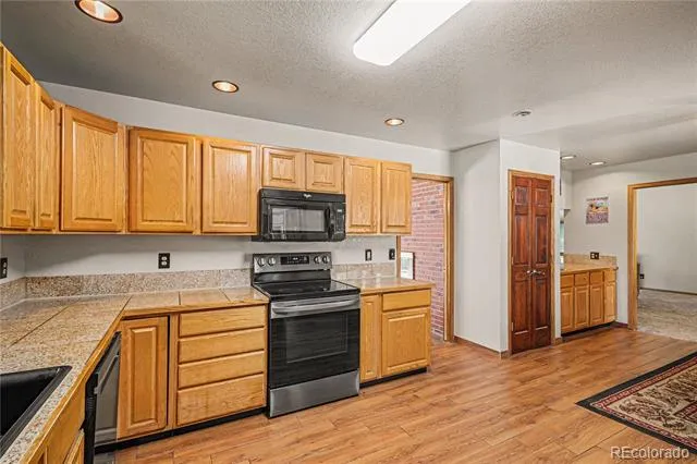 35787 Elkridge Run Elizabeth, CO 80107