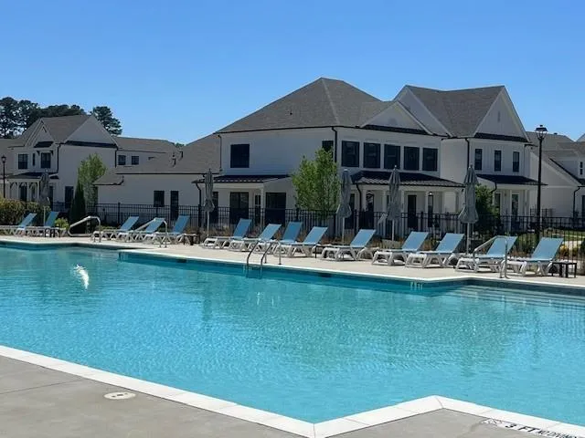 547 Pearl Street Cumming, GA 30040