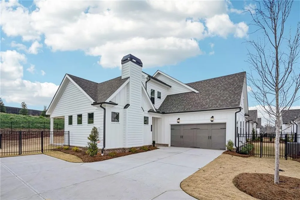 547 Pearl Street Cumming, GA 30040