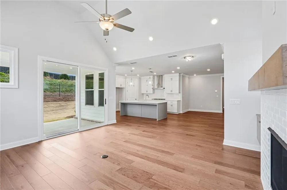 547 Pearl Street Cumming, GA 30040