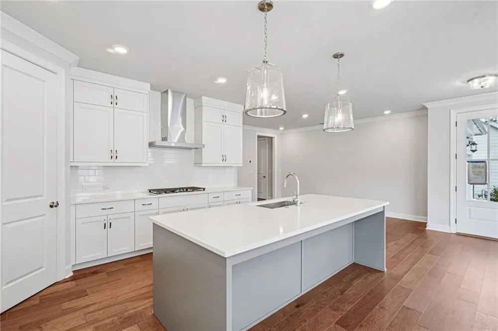 547 Pearl Street Cumming, GA 30040