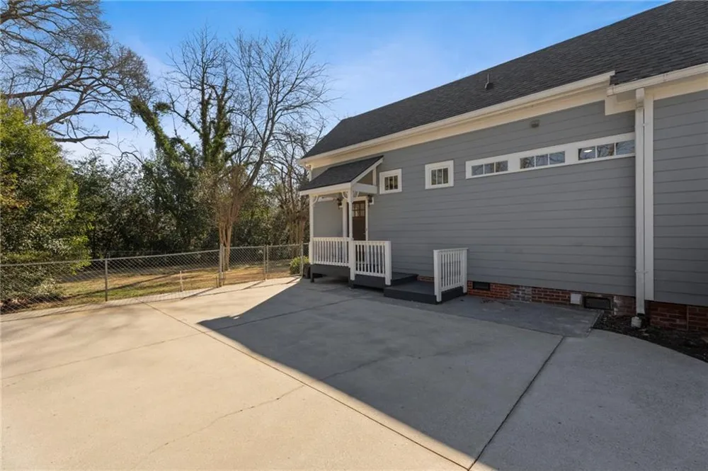 114 Cleveland Street McDonough, GA 30253