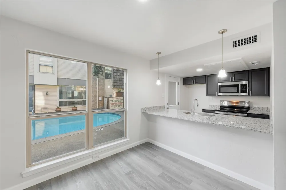 2702 Douglas Avenue #121 Dallas, TX 75219