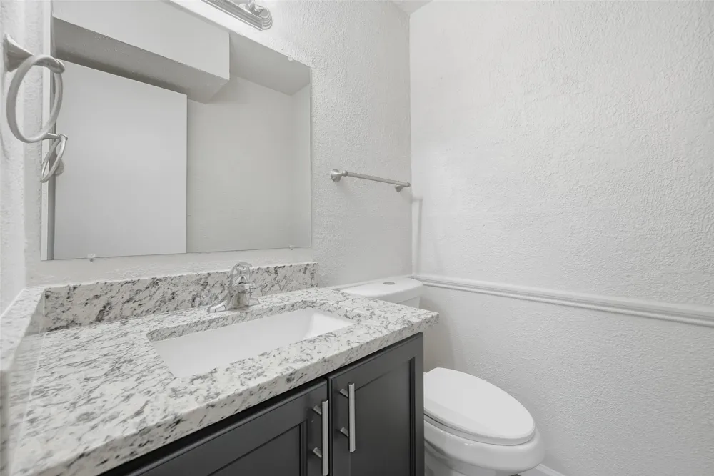 2702 Douglas Avenue #121 Dallas, TX 75219