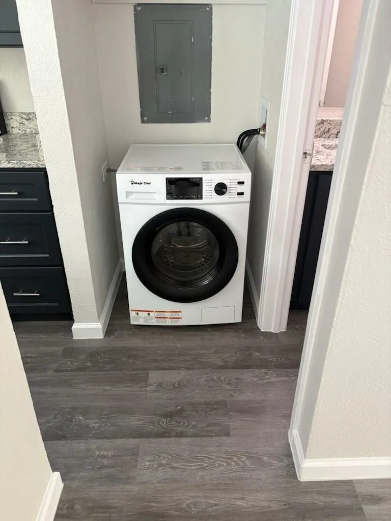 2702 Douglas Avenue #121 Dallas, TX 75219