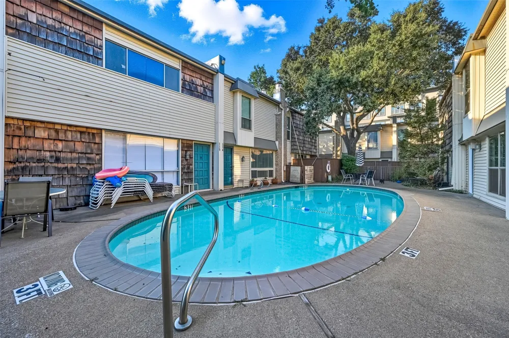 2702 Douglas Avenue #121 Dallas, TX 75219