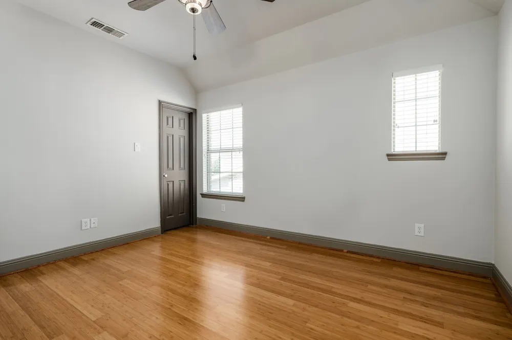2254 Magic Mantle Drive Lewisville, TX 75056