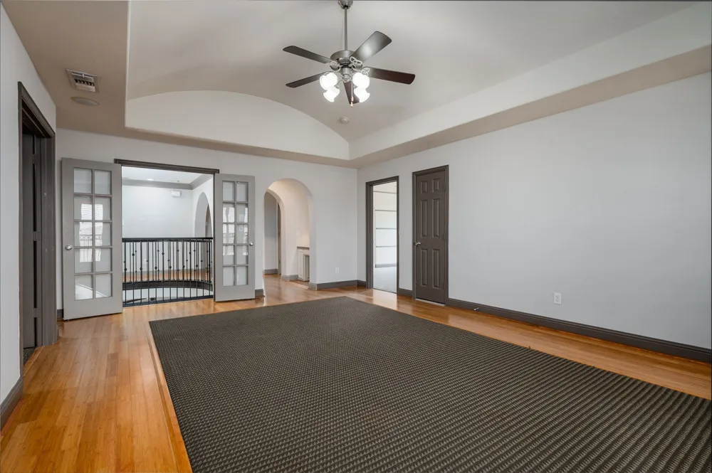 2254 Magic Mantle Drive Lewisville, TX 75056