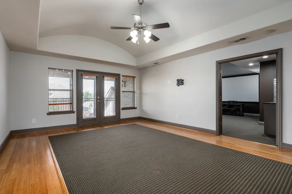 2254 Magic Mantle Drive Lewisville, TX 75056