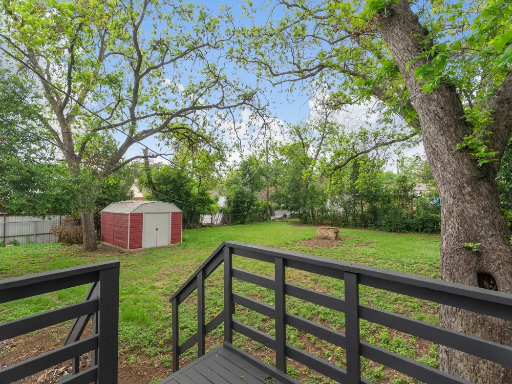 3020 Yucca Avenue Fort Worth, TX 76111