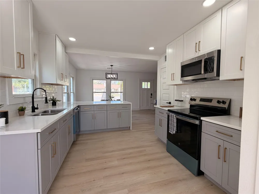 3020 Yucca Avenue Fort Worth, TX 76111