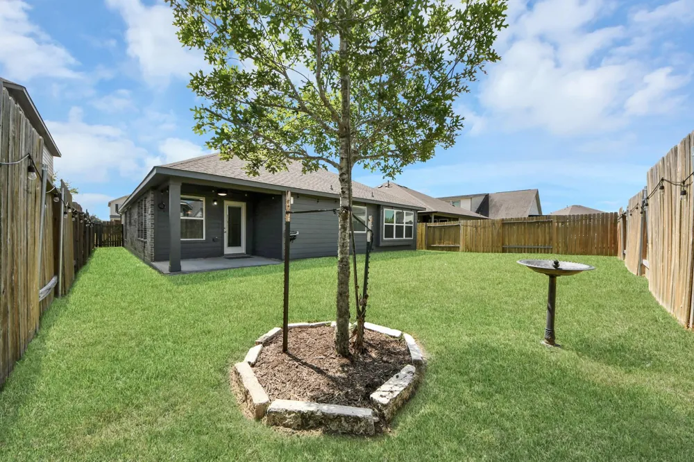 5186 Dry Hollow Drive Alvin, TX 77511