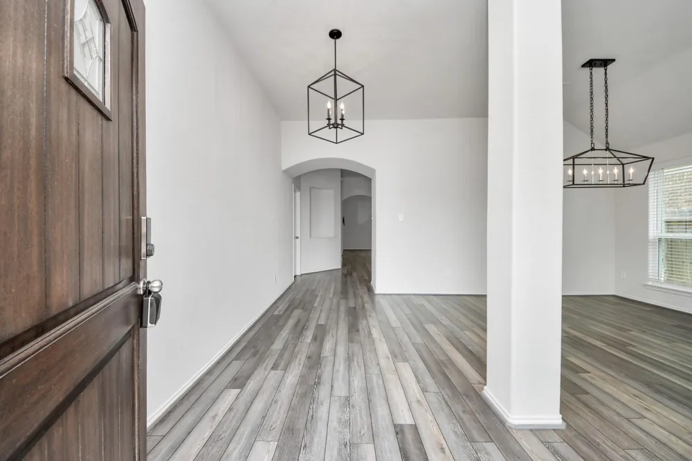5186 Dry Hollow Drive Alvin, TX 77511