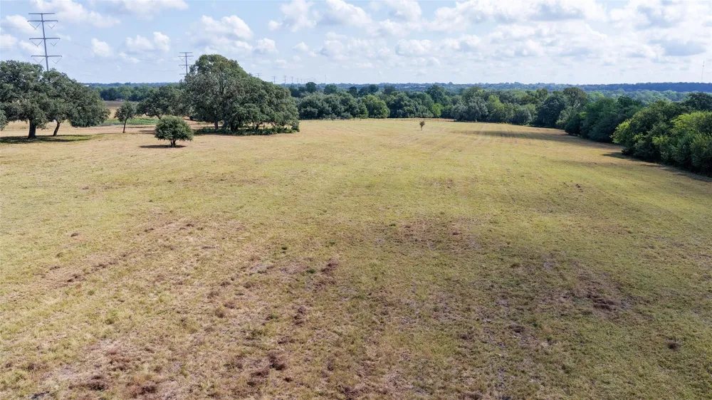12144 Zetter Road Brenham, TX 77833
