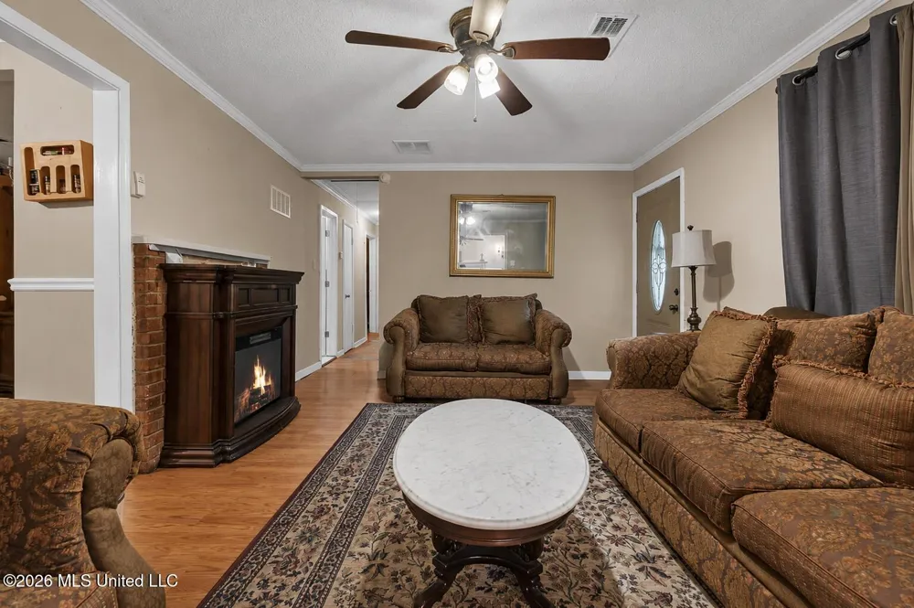 1024 French Road Byhalia, MS 38611