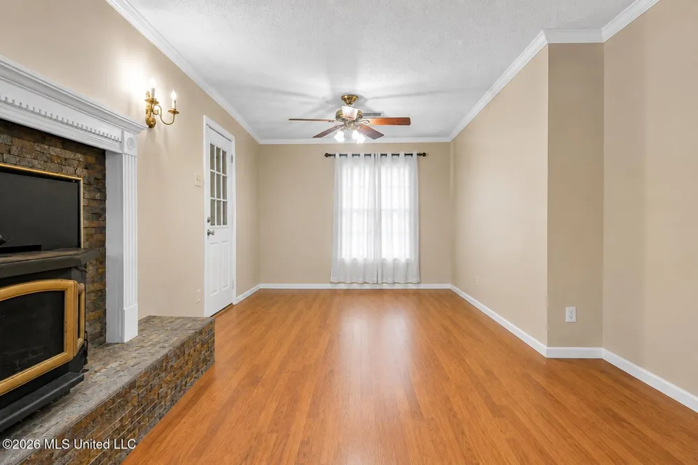 1024 French Road Byhalia, MS 38611