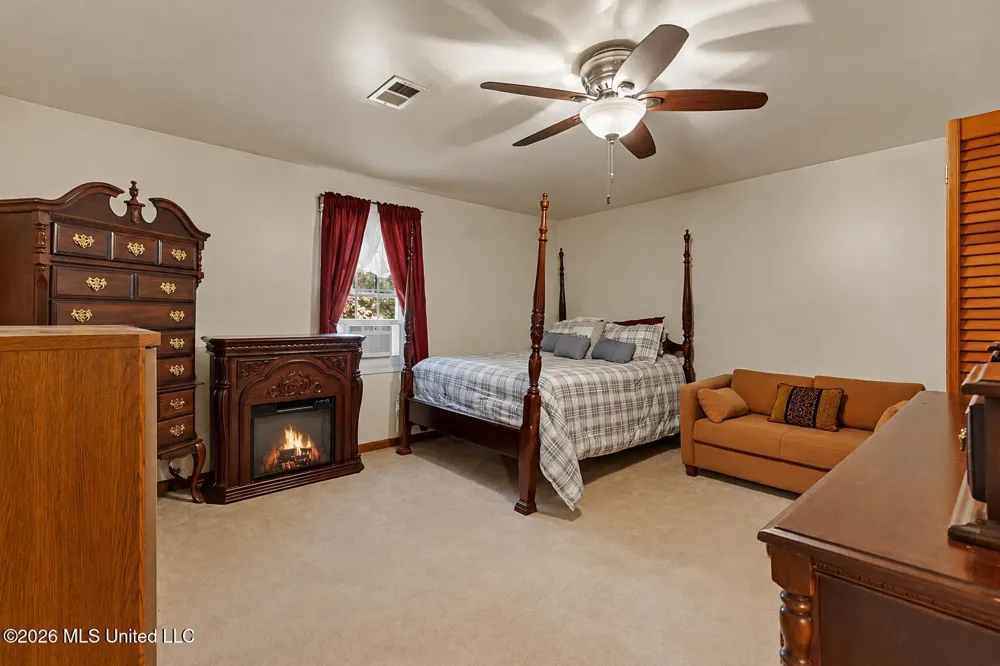 1024 French Road Byhalia, MS 38611