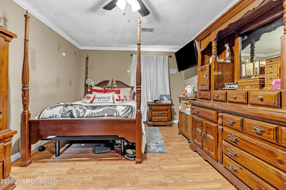 1024 French Road Byhalia, MS 38611