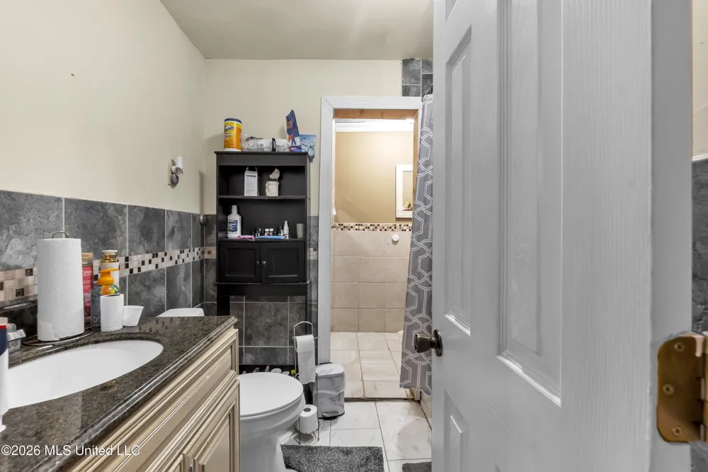 1024 French Road Byhalia, MS 38611