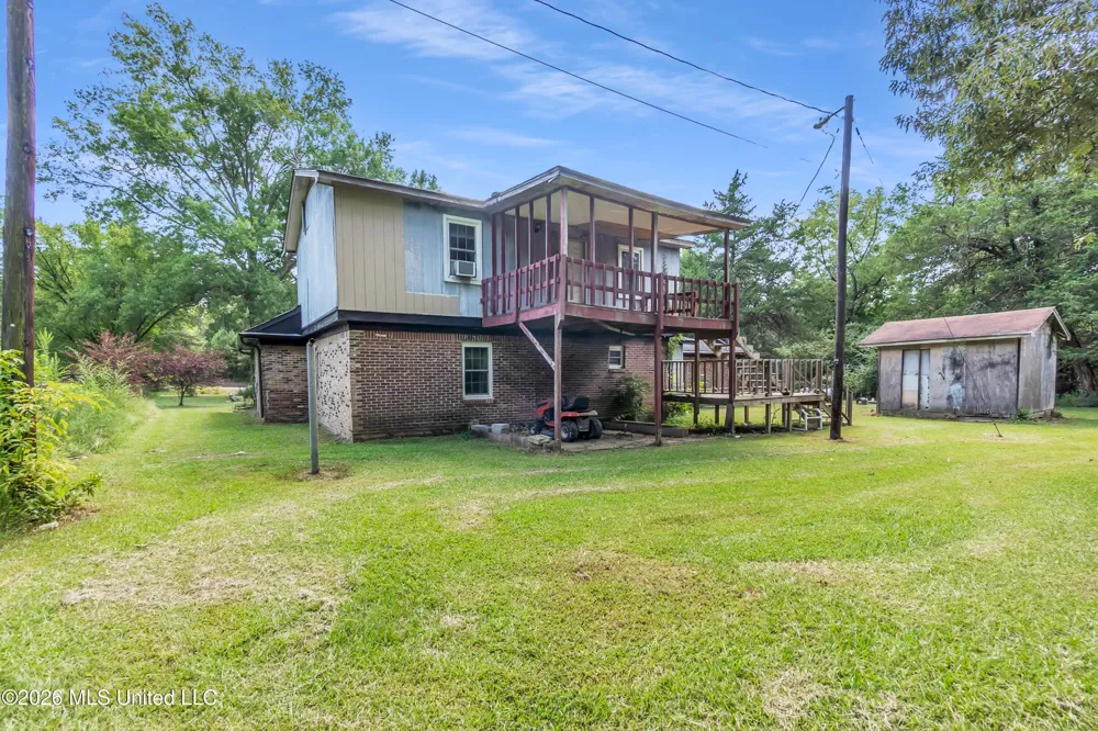1024 French Road Byhalia, MS 38611