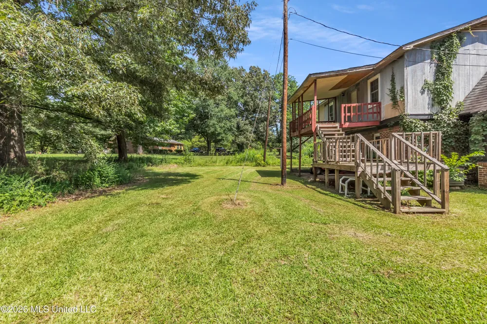 1024 French Road Byhalia, MS 38611