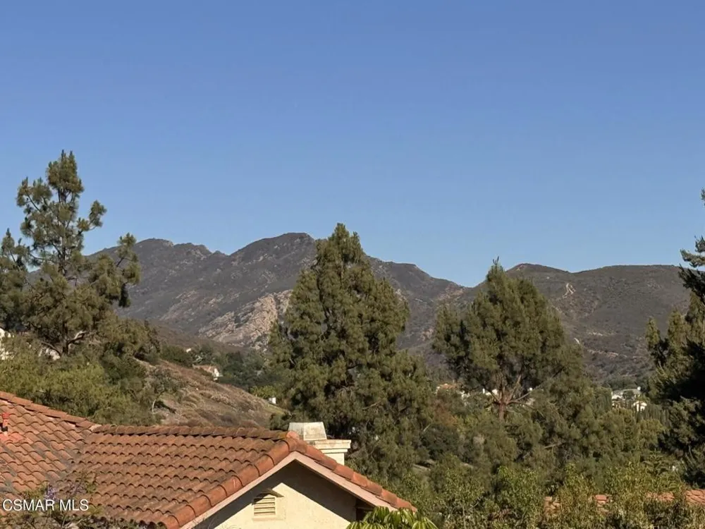 3182 Toulouse Circle Thousand Oaks, CA 91362