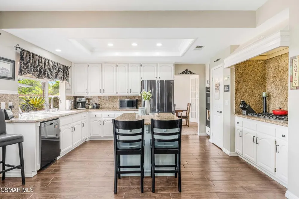 3182 Toulouse Circle Thousand Oaks, CA 91362