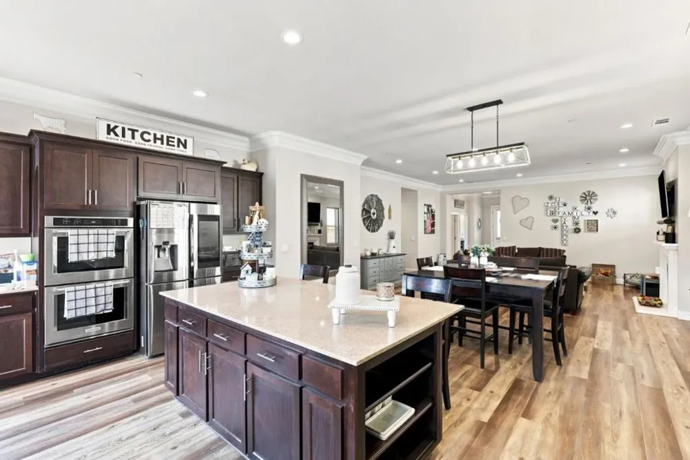 911 Trinity Drive Hollister, CA 95023