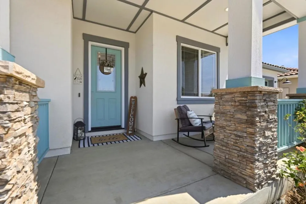 911 Trinity Drive Hollister, CA 95023