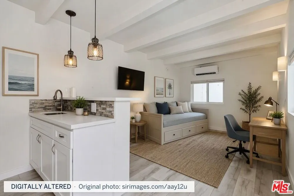 3493 Mandeville Canyon Road Los Angeles, CA 90049