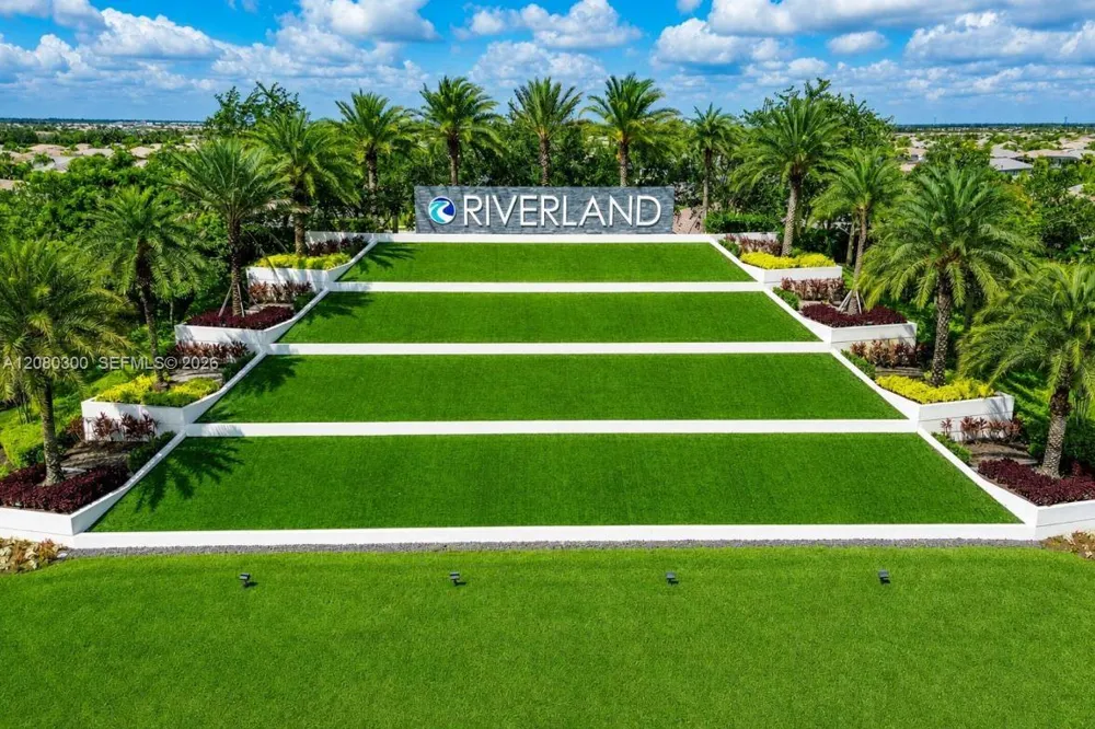 13677 SW Oceanus Blvd Port St. Lucie, FL 34987