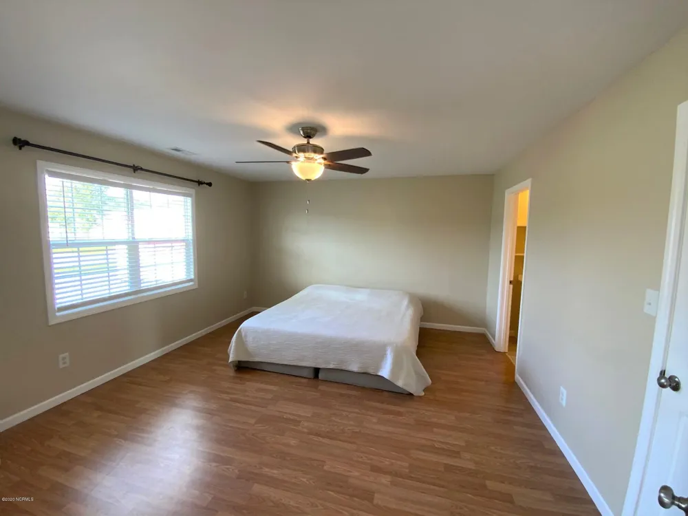205 Zachary Lane Hubert, NC 28539