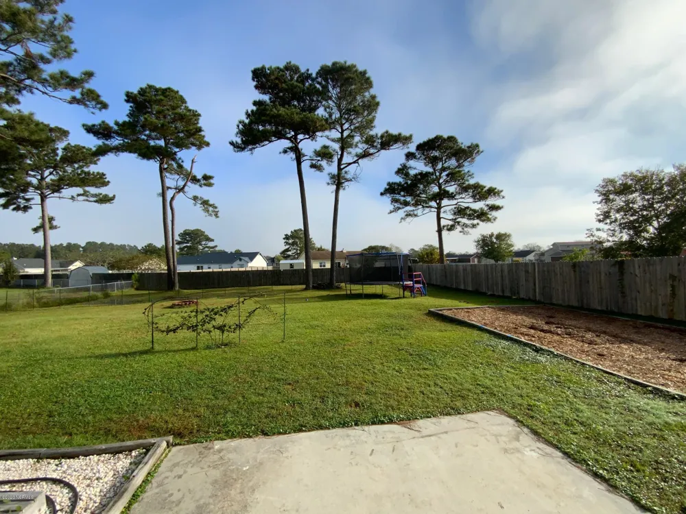 205 Zachary Lane Hubert, NC 28539