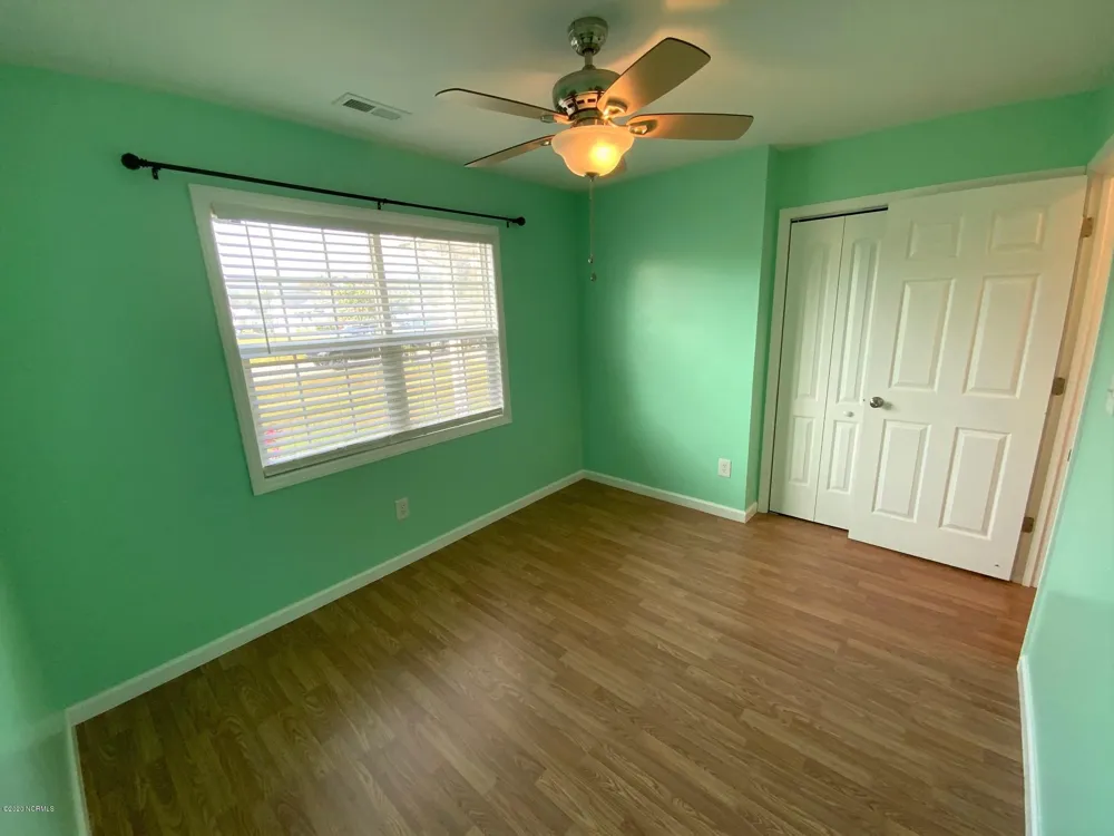 205 Zachary Lane Hubert, NC 28539