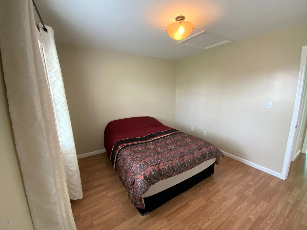 205 Zachary Lane Hubert, NC 28539