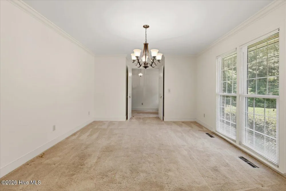 1013 Arrowhead Drive Snow Hill, NC 28580