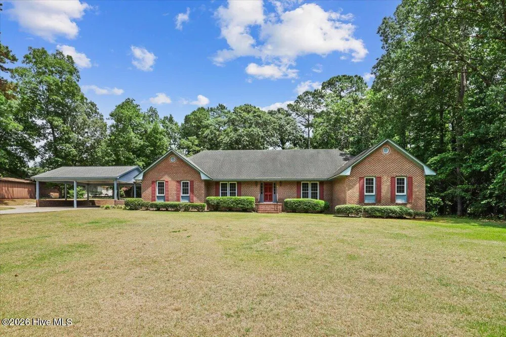 1013 Arrowhead Drive Snow Hill, NC 28580