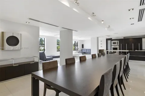 1330 Ocean Dr #3CA