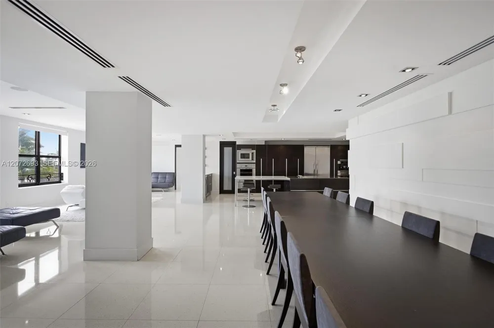 1330 Ocean Dr #3CA Miami Beach, FL 33139