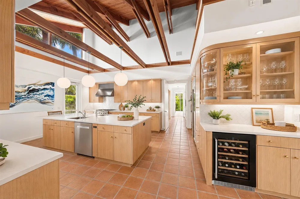 6 La Costa Way Palm Beach, FL 33480