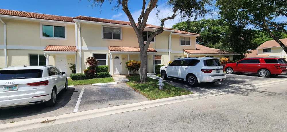 6327 Walk Circle Boca Raton, FL 33433