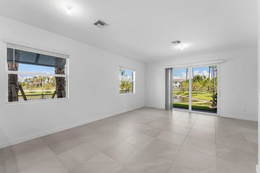 157 LAKESIDE LANDING COURT Royal Palm Beach, FL 33411